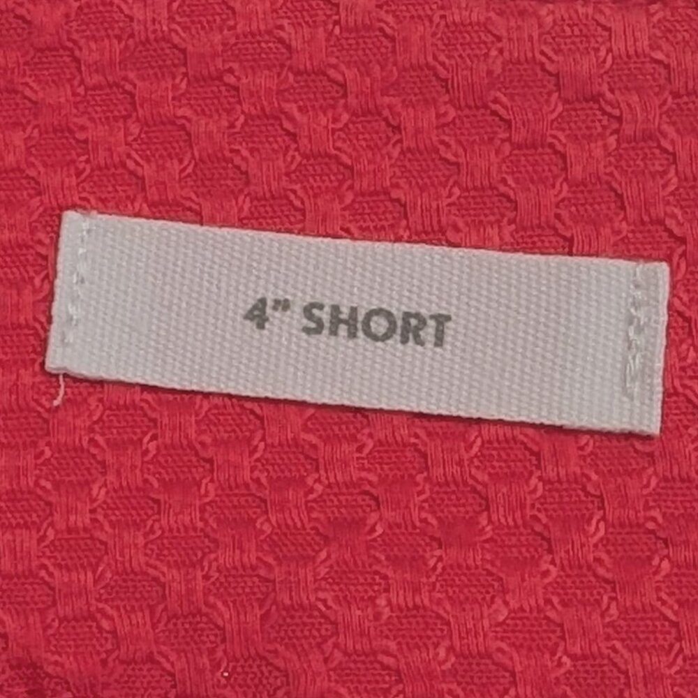 Ann Taylor Loft, The Riviera Short, Pink with scalloped edge, size 6 - Picture 7 of 12